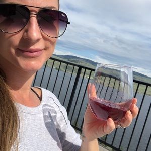 Meet your Posher, Meghan